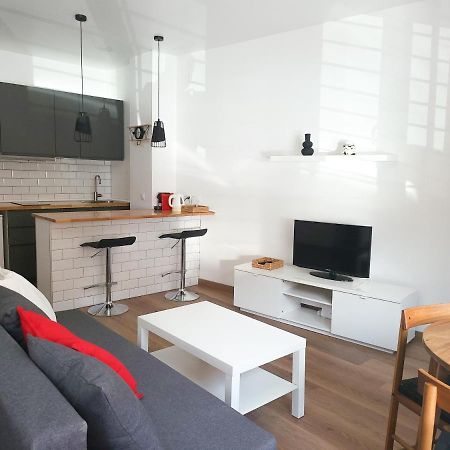 Precioso Estudio Con Dos Ambientes Madrid Exterior photo